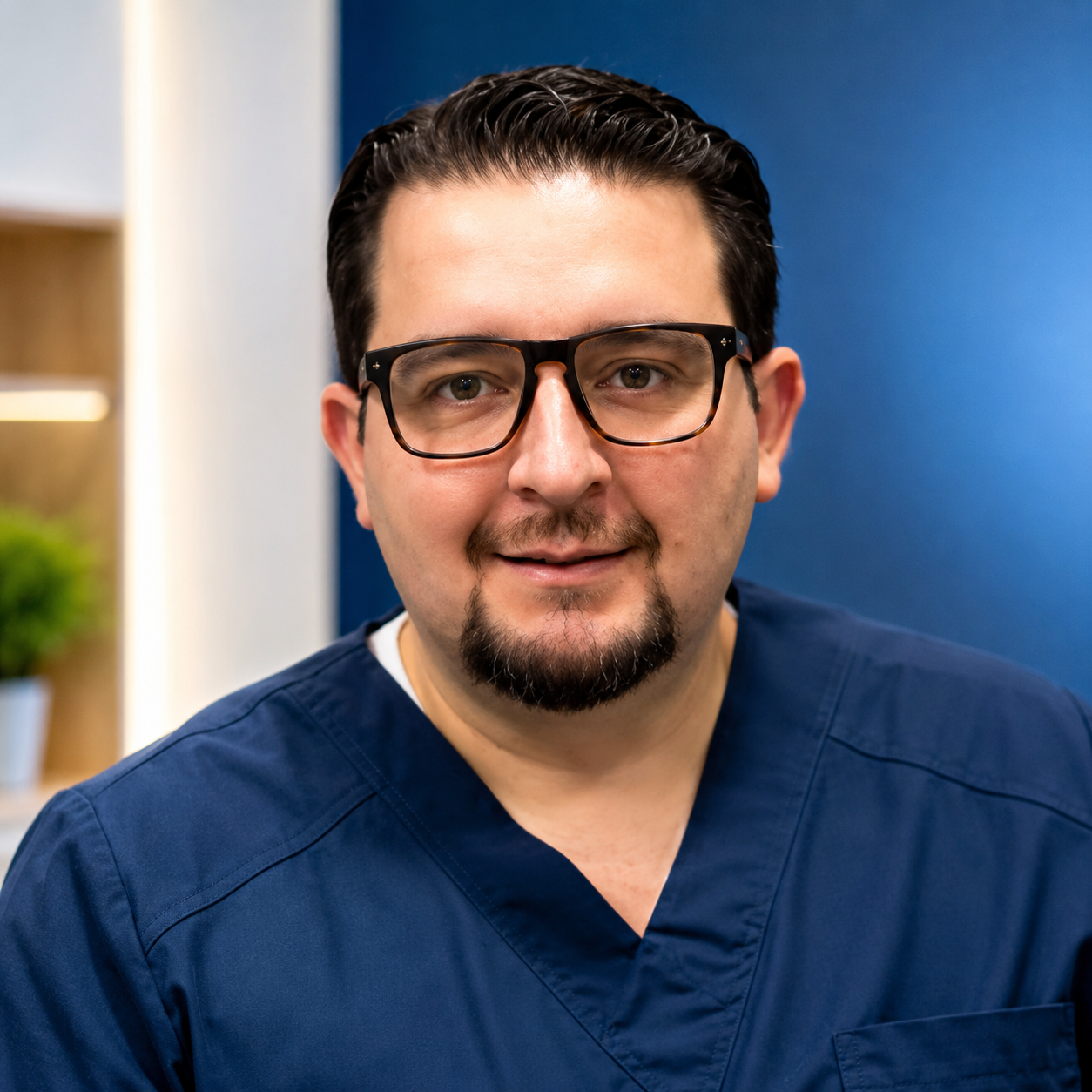 Dr. César Egas V. — Pediatra